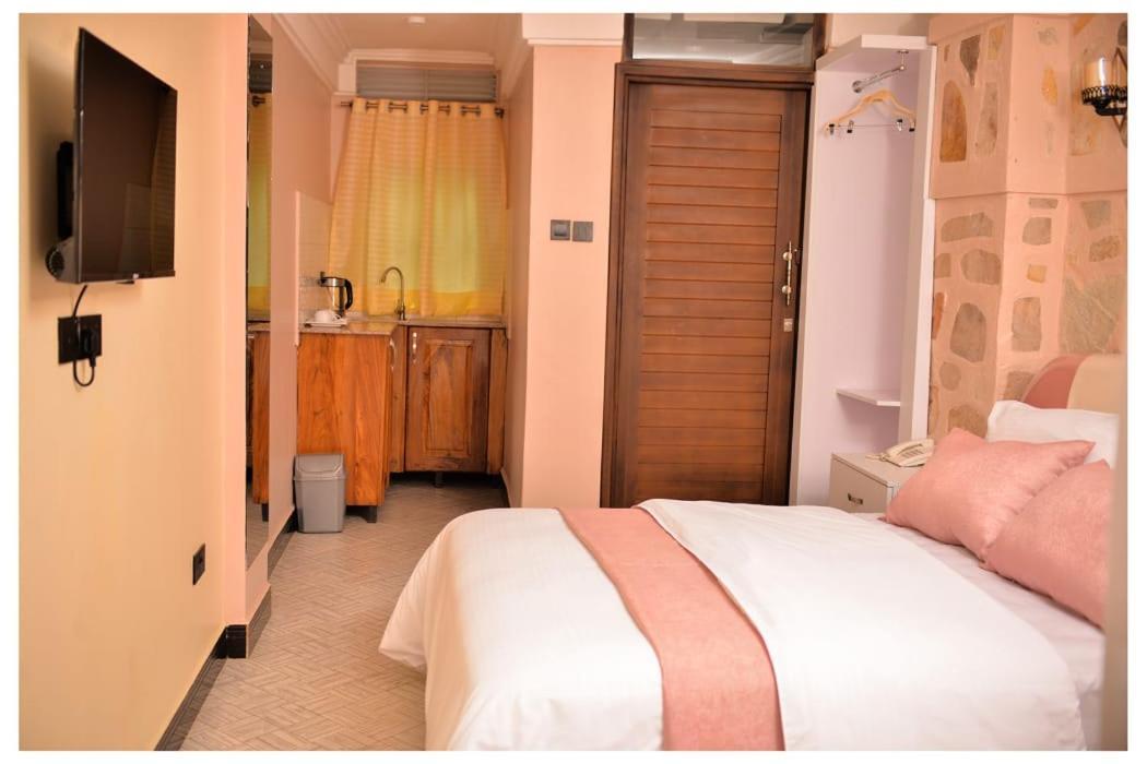 Ruby Haven Hotel Kampala Exterior foto